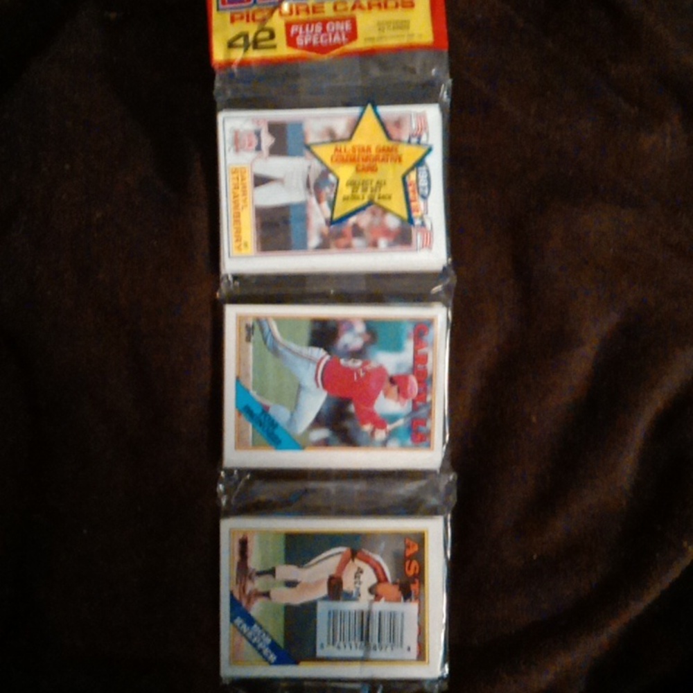 COPY - 1989 Topps rack pack containing 48 cards Plus one special edition card